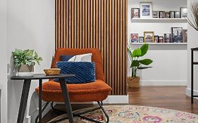 One Cambridge Residence By Coqoon